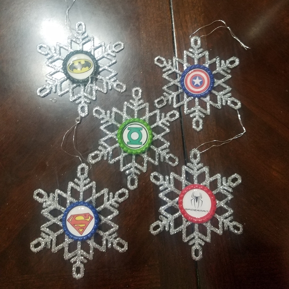 Superhero Bottle Cap Snowflake Ornaments - Picture 2 of 2